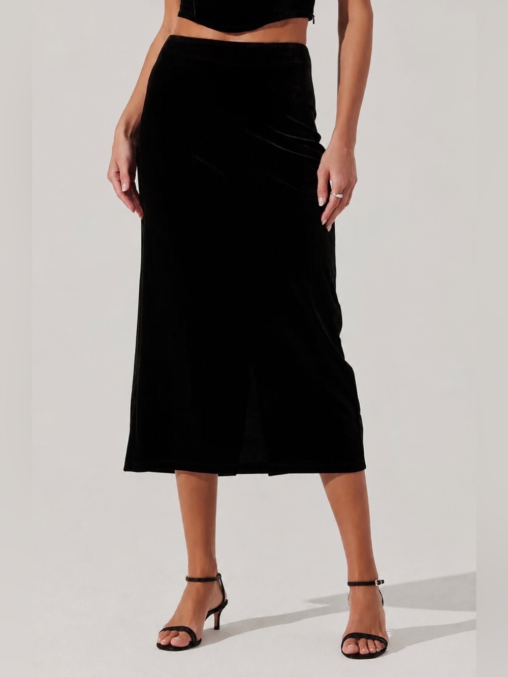 Astr Black Velvet Midi Slip Skirt A- Line MSRP $67 NWOT Lg